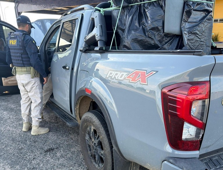 Homem é preso em Petrolina ao conduzir caminhonete furtada em São Paulo