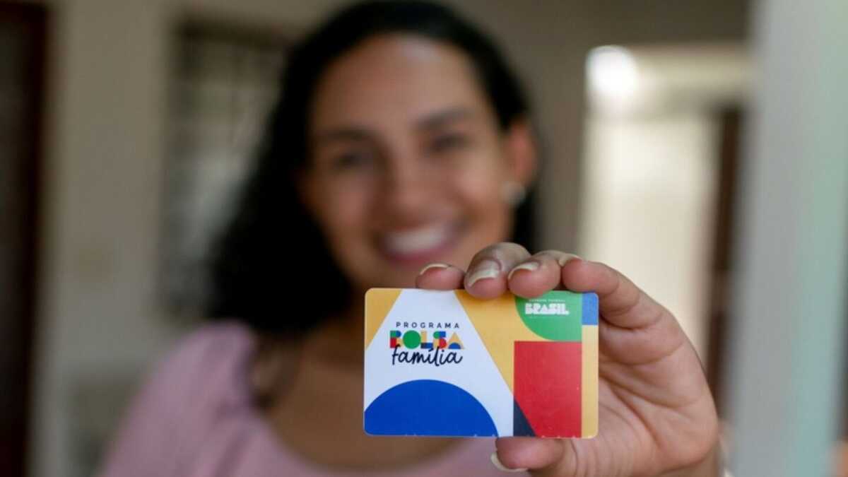 Caixa efetua pagamento do Bolsa Família nesta sexta-feira (20); veja quem recebe hoje