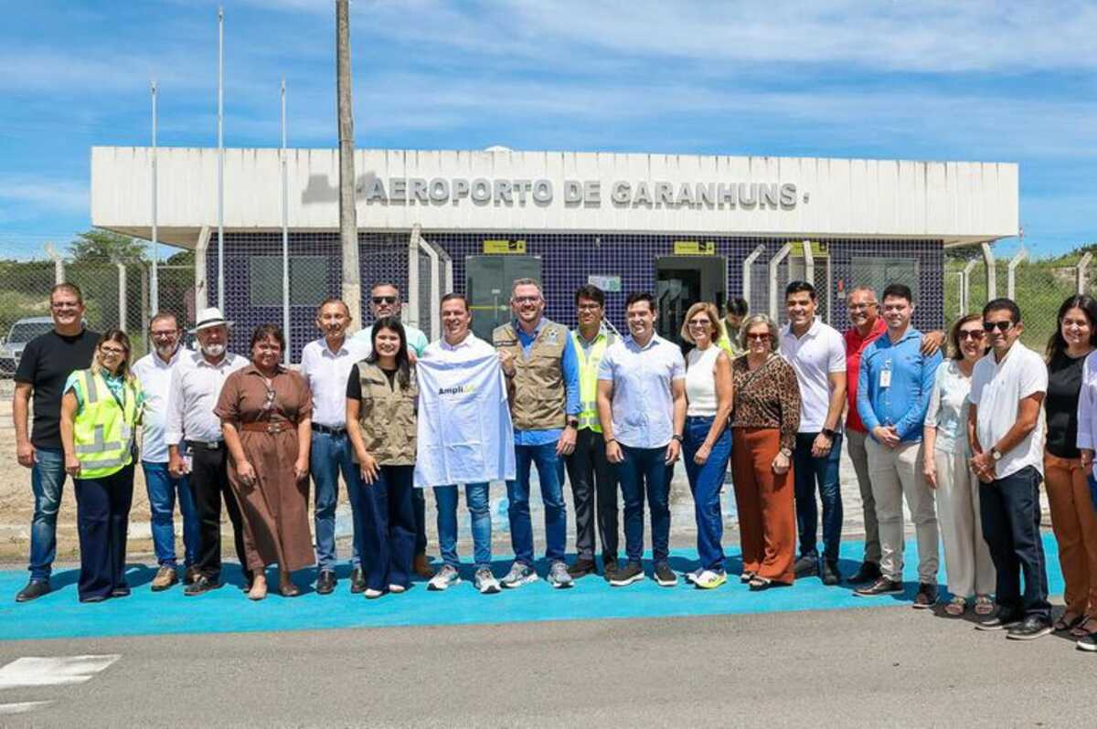 Ministro Tomé Franca anuncia R$ 22,1 milhões para o aeroporto de Garanhuns
