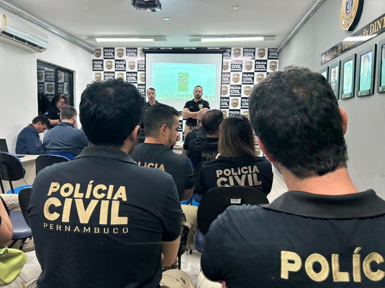 Polícia Civil de Pernambuco realiza operação contra organização criminosa em Caruaru