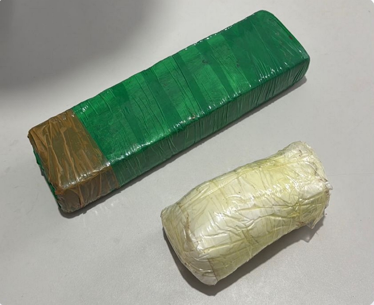 Polícia Militar apreende cerca de 1,2 kg de entorpecentes em patrulhamento em Caruaru