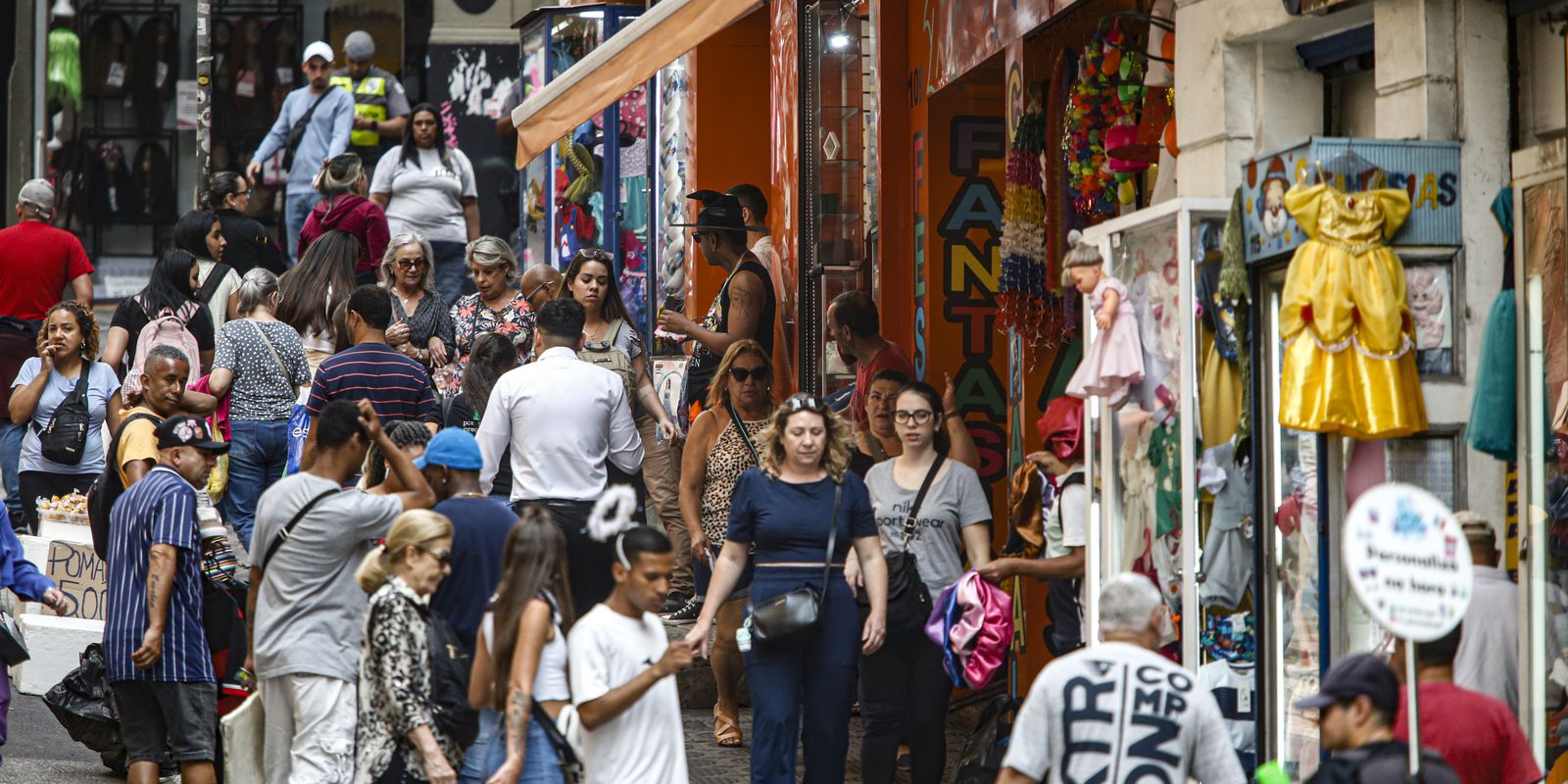 Empresas do Simples Nacional deverão adotar nota fiscal eletrônica unificada em setembro