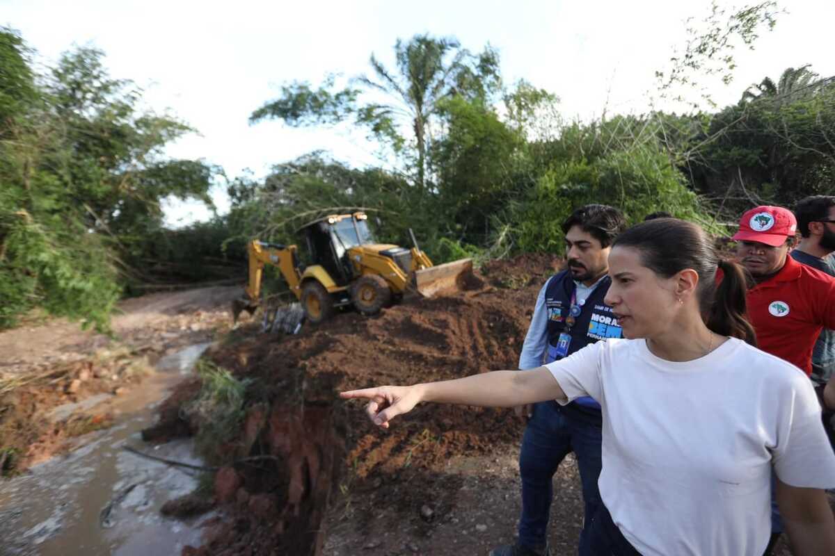 Governadora vistoria ações emergenciais de reconstrução em Goiana, na Mata Norte, após fortes chuvas