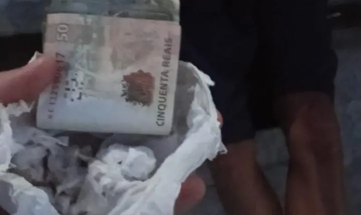Menor é detido com 38 pedras de crack em operação da ROCAM em Garanhuns