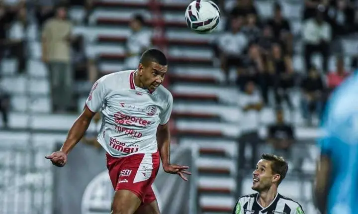 Muriel se destaca, Victor Andrade marca golaço e Náutico vence o Athletic em Minas Gerais