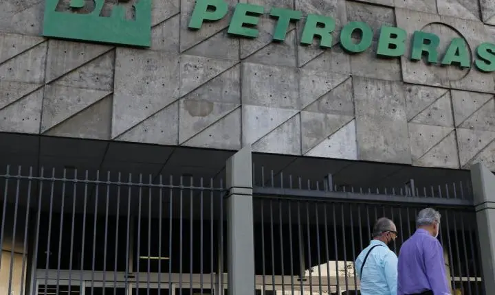 Petrobras alcança marca histórica na extração de petróleo e gás natural