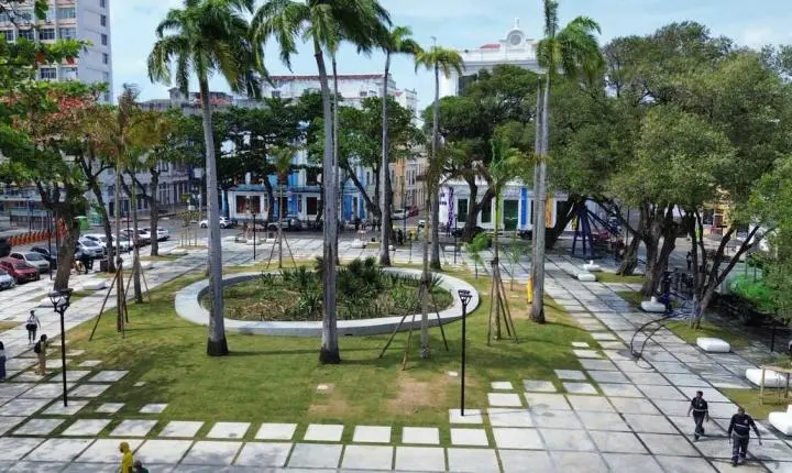 Praça do Arsenal, no Recife, conquista prêmio nacional de arquitetura