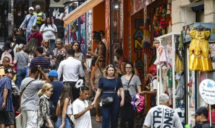 Empresas do Simples Nacional deverão adotar nota fiscal eletrônica unificada em setembro